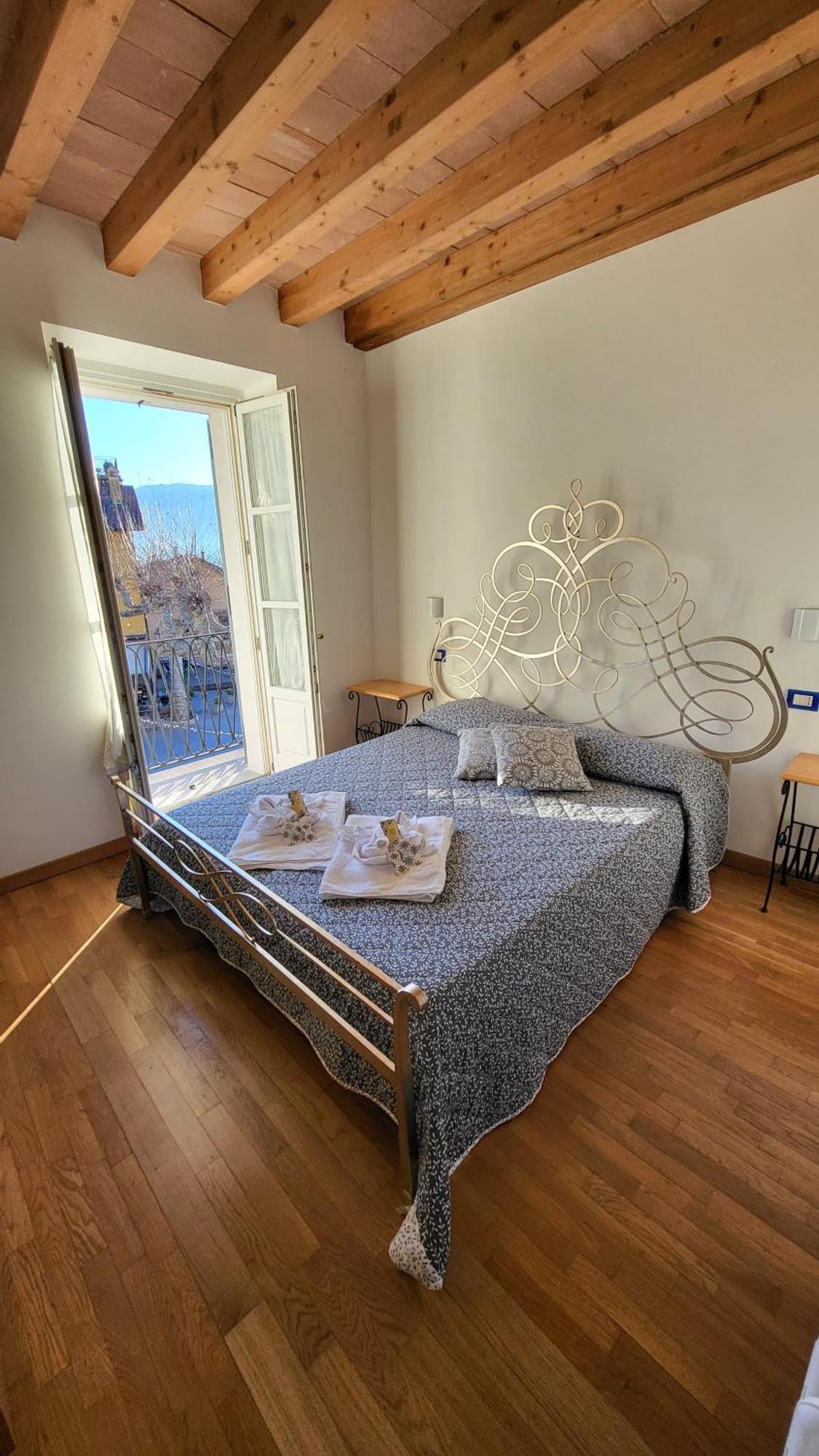 Balconi San Giorgio Bed & Breakfast Varenna Ngoại thất bức ảnh